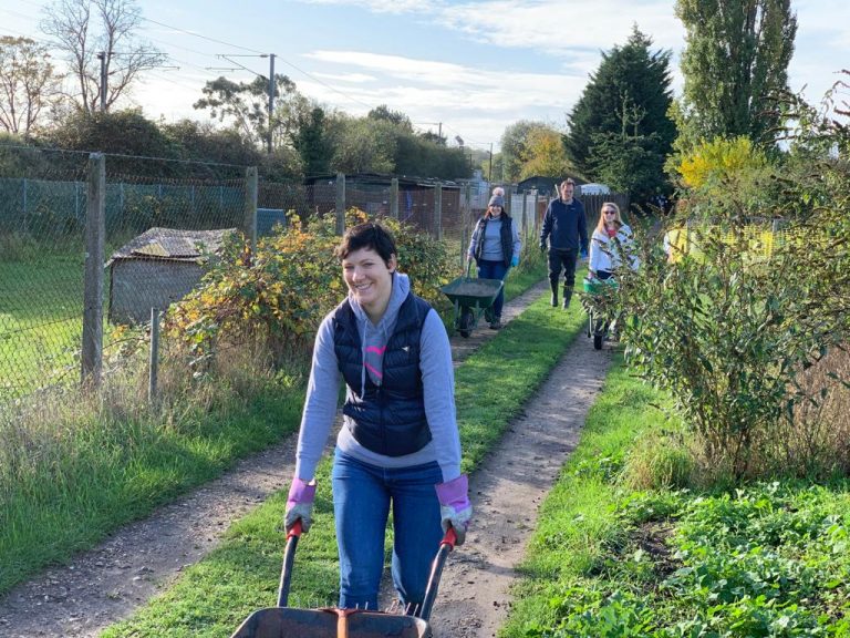 Do Good Networkers get ActivLives community garden winter-ready